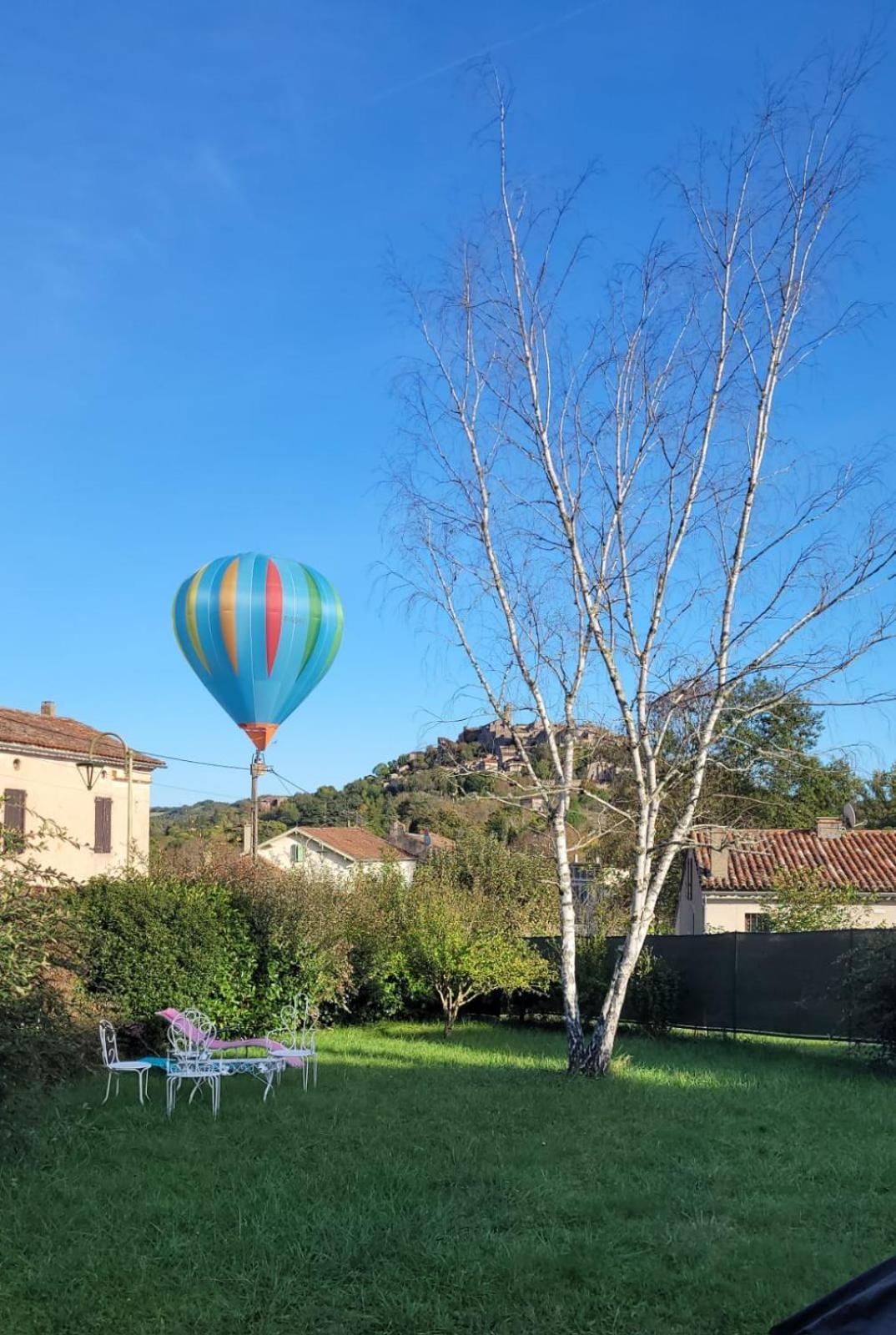La Jolie Vue Et La Maison De La Tour- Cordes-Sur-Ciel Les Cabannes  ภายนอก รูปภาพ